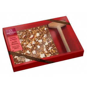 Tablette Bretonne avec maillet Chocolat lait, caramel beurre salé et pomme - Monbana